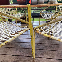 Load image into Gallery viewer, MCM Brown Jordan style iron table & 4 chairs 5 pc patio set vintage mid-century modern