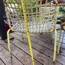 Load image into Gallery viewer, MCM Brown Jordan style iron table & 4 chairs 5 pc patio set vintage mid-century modern