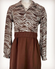 Load image into Gallery viewer, 1970’s Vintage Designer brown and white zebra/fingerprint design bodice shirt midi dress.