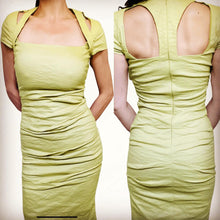 Load image into Gallery viewer, Nicole Miller Artelier pastel green figure flattering designer spring/summer dress.
