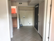 Load image into Gallery viewer, PENDING Mid-Century Modern 4/2/2 w/in-law,AIRBnB or subdivide Possibilities Have a unique chance to own an amazing flat roof 4/2/2 on a huge corner lot
